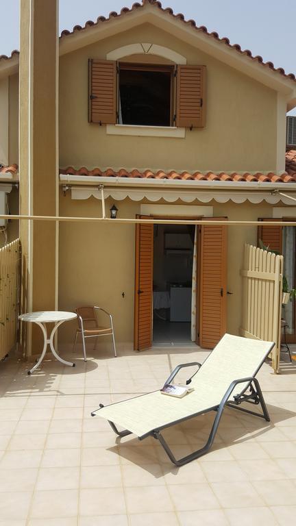 Epi Apartments Lurdáta Kültér fotó