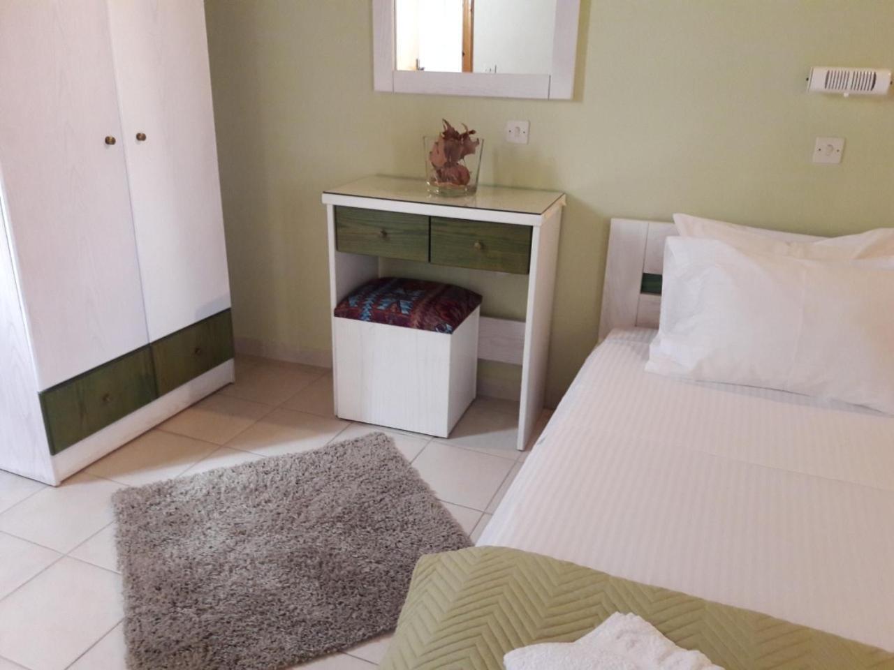 Epi Apartments Lurdáta Kültér fotó