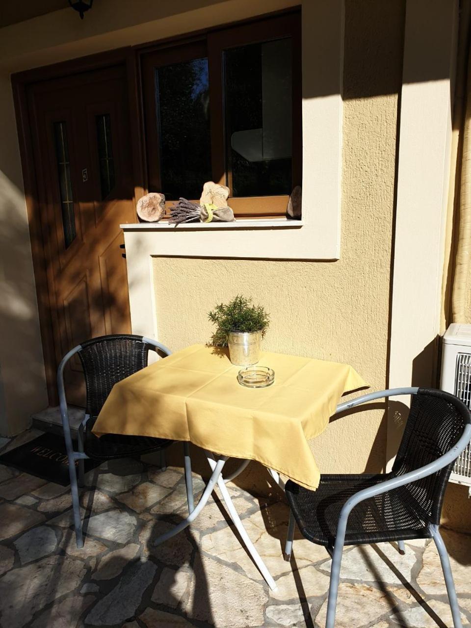 Epi Apartments Lurdáta Kültér fotó