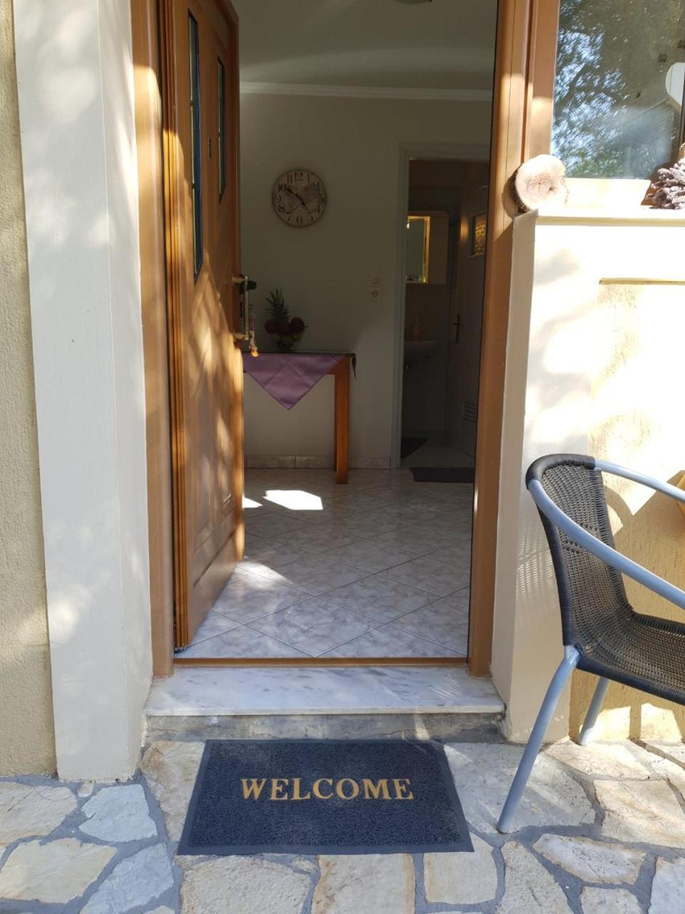 Epi Apartments Lurdáta Kültér fotó