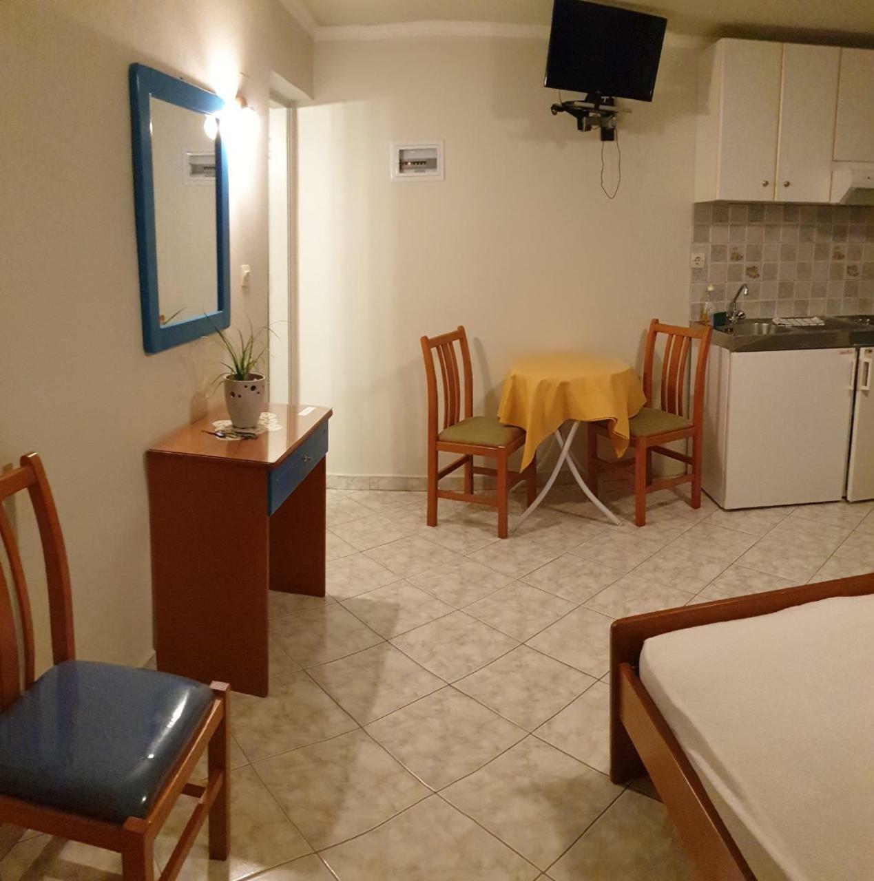 Epi Apartments Lurdáta Kültér fotó